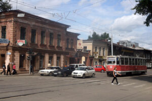 Celem wyprawy Koleją Transsyberyjską, liczącej ponad 5 tysięcy kilometrów była wizyta nad najgłębszym słodkowodnym jeziorem świata – Bajkałem. / Tomasz Tułak