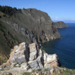 Celem wyprawy Koleją Transsyberyjską, liczącej ponad 5 tysięcy kilometrów była wizyta nad najgłębszym słodkowodnym jeziorem świata – Bajkałem. / Tomasz Tułak