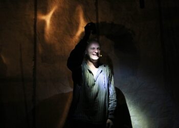 „Sklepy cynamonowe” Bruno Schulza, w Teatrze Lalki i Aktora „Kubuś” / Fot. Stanisław Blinstrub - Radio Kielce