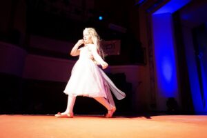 21.03.2015 Young Fashion Day w WDK - konkurs dla młodych projektantów mody / Stanisław Blinstrub / Radio Kielce
