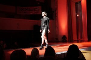 21.03.2015 Young Fashion Day w WDK - konkurs dla młodych projektantów mody / Stanisław Blinstrub / Radio Kielce