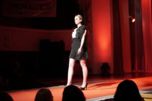 21.03.2015 Young Fashion Day w WDK - konkurs dla młodych projektantów mody / Stanisław Blinstrub / Radio Kielce
