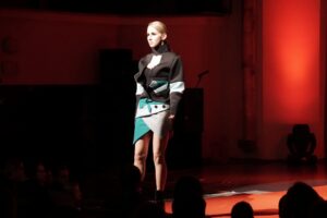 21.03.2015 Young Fashion Day w WDK - konkurs dla młodych projektantów mody / Stanisław Blinstrub / Radio Kielce