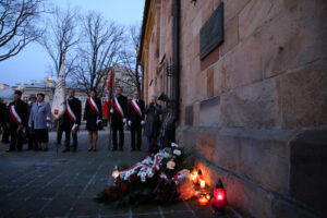 Uroczystości patriotyczne w kieleckiej Katedrze (9 kwietnia 2015 r.) / Piotr Michalski / Radio Kielce