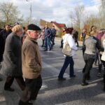 Blokada drogi w Brzezinach (20 kwietnia 2015 r.) / Kamil Król / Radio Kielce