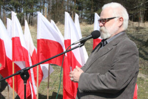 Uroczystości patriotyczne przy ulicy Grabinów w Kielcach (10 kwietnia 2015 r.) / Piotr Michalski / Radio Kielce