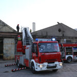 Pożar hali przy ulicy Mielczarskiego (20 kwietnia 2015 r.) / Piotr Michalski / Radio Kielce