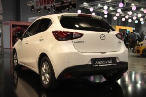 16.04.2015 Mazda na targach Motor Show / Robert Felczak / Radio Kielce