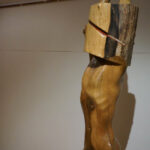 2.4.2015 Kielce. Jerzy Fober - wystawa rzeźb w Domu Praczki. / Marlena Płaska / Radio Kielce