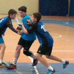 Młodzi szczypiorniści Vive Tauron Kielce zajęli II miejsce w mocno obsadzonym 35 Międzynarodowym 12.4.2015 Kraków. Turnieju Piłki Ręcznej „Lajkonik Cup 2015”, który rozegrany został w Krakowie. / Maciej Makuła / Radio Kielce