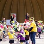 14.04.2015 Festyn dla dzieci "Pola Nadziei" w Parku Miejskim / Stanisław Blinstrub / Radio Kielce