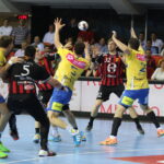 Pierwszy mecz ćwierćfinału LM piłkarzy ręcznych: Vardar Skopje - Vive Tauron Kielce / Kamil Król / Radio Kielce