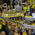 Rewanżowy mecz ćwierćfinału LM piłkarzy ręcznych: Vive Tauron Kielce - Vardar Skopje. Cudowna atmosfera w Hali Legionów / Kamil Król / Radio Kielce