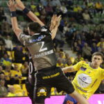 01.04.2015. Pierwszy mecz ćwierćfinału play-off piłkarzy ręcznych: Vive Tauron Kielce - MMTS Kwidzyn / Kamil Król / Radio Kielce