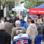 30.04.2015 Konferencja wicemarszałka Sejmu Marka Kuchcińskiego na placu Artystów w Kielcach / Kamil Król / Radio Kielce