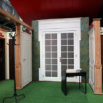 10.4.2015 Kielce. Targi "Dom i ogród". Drzwi firmy Mikos z Godowa w województwie świętokrzyskim. / Wojciech Habdas / Radio Kielce