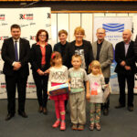 13.4.2015 Kielce. Finał konkursu na Najpiękniejszą Marzannę 2015. Wyróżnieni / Wojciech Habdas / Radio Kielce