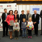 13.4.2015 Kielce. Finał konkursu na Najpiękniejszą Marzannę 2015. Wyróżnieni / Wojciech Habdas / Radio Kielce