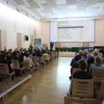 20.4.2015 Kielce. Krajowy Fundusz Szkoleniowy kluczem do rozwoju świętokrzyskich firm". Konferencja zorganizowana przez Wojewódzki Urząd Pracy w Kielcach / Wojciech Habdas / Radio Kielce