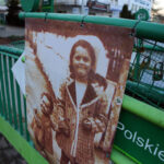 22.4.2015 Kielce. W kamienicy  przy Planty 9 zorganizowana została wystawa fotografii Żydów polskich pt.„I ciągle widzę ich twarze” / Wojciech Habdas / Radio Kielce