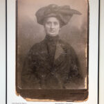 22.4.2015 Kielce. W kamienicy  przy Planty 9 zorganizowana została wystawa fotografii Żydów polskich pt.„I ciągle widzę ich twarze” / Wojciech Habdas / Radio Kielce