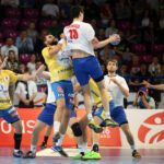 25.4.2015 Warszawa. W półfinale, rozgrywanego na warszawskim Torwarze turnieju Final Four, piłkarze Vive Tauron Kielce pokonali Górnika Zabrze 38:28 (18:15) / Wojciech Habdas / Radio Kielce