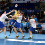 25.4.2015 Warszawa. W półfinale, rozgrywanego na warszawskim Torwarze turnieju Final Four, piłkarze Vive Tauron Kielce pokonali Górnika Zabrze 38:28 (18:15) / Wojciech Habdas / Radio Kielce