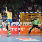 26.4.2015 Kielce. Puchar Polski dla Vive Tauron Kielce. W meczu finałowym kielczanie pokonali na warszawskim Torwarze Orlen Wisłę Płock 26:23 (11:9). / Wojciech Habdas / Radio Kielce