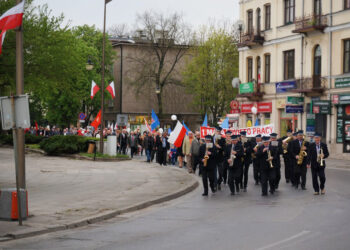 Ostrowieckie obchody Święta Pracy (1 maja 2015 r.) / Teresa Czajkowska / Radio Kielce