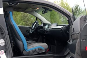 BMW i3 - auto z napędem elektrycznym / Robert Felczak / Radio Kielce