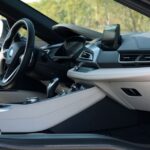 Sportowe hybrydowe BMW i8 / Robert Felczak / Radio Kielce