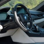 Sportowe hybrydowe BMW i8 / Robert Felczak / Radio Kielce