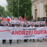 21.05.2015 Marsz poparcia kandydata na prezydenta RP Andrzeja Dudy / Kamil Król / Radio Kielce