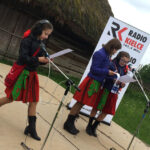 24.5.2015 Tokarnia. Koncert "Jawor – u źródeł kultury" w Tokarni. Radiowe karaoke. / Jarosław Dragan / Radio Kielce