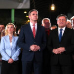 10.5.2015 Kielce. Reakcje w sztabie PSL po ogłoszeniu sondażowych wyników wyborów prezydenckich / Stanisław Blinstrub / Radio Kielce