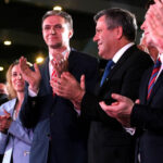 10.5.2015 Kielce. Reakcje w sztabie PSL po ogłoszeniu sondażowych wyników wyborów prezydenckich / Stanisław Blinstrub / Radio Kielce