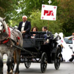 14.5.2015 Kielce. Ulicami miasta przeszedł korowód studencki rozpoczynający juwenalia. Żacy dostali klucze do miasta / Stanisław Blinstrub / Radio Kielce