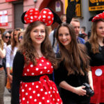 14.5.2015 Kielce. Ulicami miasta przeszedł korowód studencki rozpoczynający juwenalia. Żacy dostali klucze do miasta / Stanisław Blinstrub / Radio Kielce