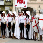 14.5.2015 Kielce. Ulicami miasta przeszedł korowód studencki rozpoczynający juwenalia. Żacy dostali klucze do miasta / Stanisław Blinstrub / Radio Kielce