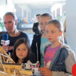 31.5.2015 Podzamcze Chęcińskie. Dzień Dobry Dzieci w Centrum Nauki Leonardo da Vinci / Grzegorz Jamka / Radio Kielce