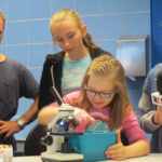 31.5.2015 Podzamcze Chęcińskie. Dzień Dobry Dzieci w Centrum Nauki Leonardo da Vinci / Grzegorz Jamka / Radio Kielce