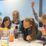 31.5.2015 Podzamcze Chęcińskie. Dzień Dobry Dzieci w Centrum Nauki Leonardo da Vinci / Grzegorz Jamka / Radio Kielce