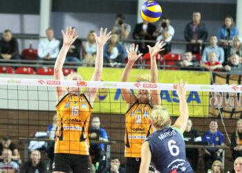 Inauguracja Orlen Ligi siatkarek: KSZO Ostrowiec - Atom Trefl Sopot / Maciej Makuła / Radio Kielce