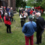 24.5.2015 Tokarnia. Koncert "Jawor – u źródeł kultury" w Tokarni. Korowód / Piotr Michalski / Radio Kielce