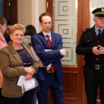 11.5.2015 Kielce. W kieleckim Ratuszu zbierane są głosy z Obwodowych Komisji Wyborczych z terenu Kielc. / Wojciech Habdas / Radio Kielce