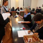 11.5.2015 Kielce. W kieleckim Ratuszu zbierane są głosy z Obwodowych Komisji Wyborczych z terenu Kielc. / Wojciech Habdas / Radio Kielce