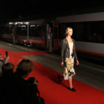 29.5.2015 Kielce. Pokaz marki Hexeline na kieleckim dworcu PKP zainaugurował kolejną edycję Off Fashion. / Wojciech Habdas / Radio Kielce