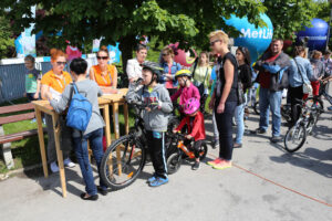 31.5.2015 Kielce. Piknik "Kocham rowerek" na skwerze Szarych Szeregów / Wojciech Habdas / Radio Kielce