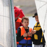 31.5.2015 Cedzyna. 31.5.2015 Cedzyna. Rejsy po zalewie w Cedzynie dla dzieciaków zorganizowali żeglarze z Klubu Morskiego HORN / Wojciech Habdas / Radio Kielce