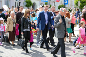 31.5.2015 Kielce. Ulicami miasta przeszedł Marsz Życia. / Wojciech Habdas / Radio Kielce